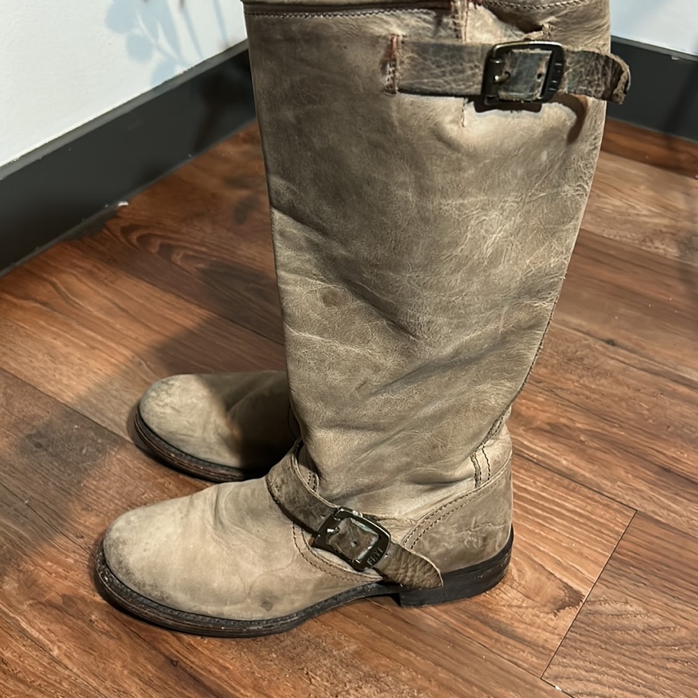 Frye boots - Picture 3 of 8